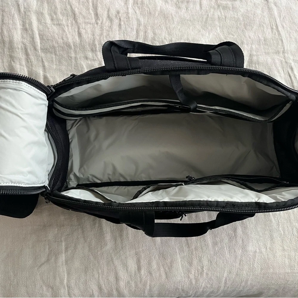 Pakt Underseat Duffel